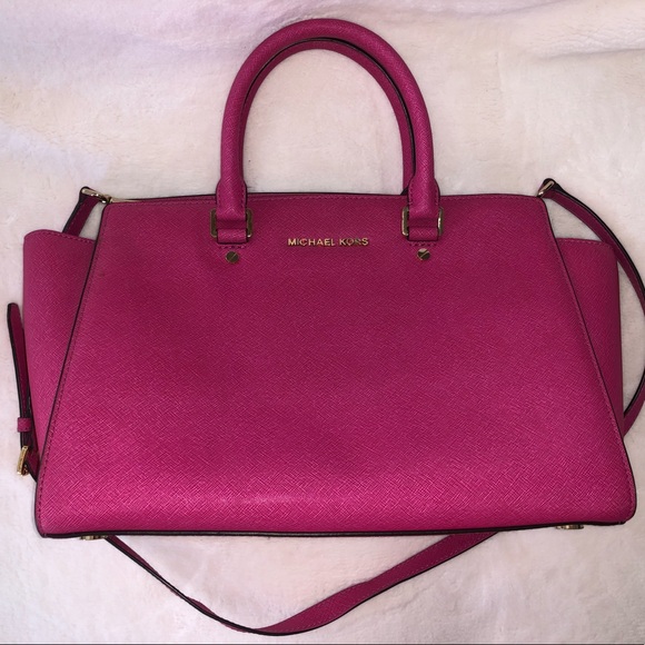 Michael Kors Leather Bag. - Picture 5 of 5